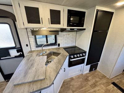 Two Bedroom Bunkhouse. Off-Grid Ready. Cold Weathe