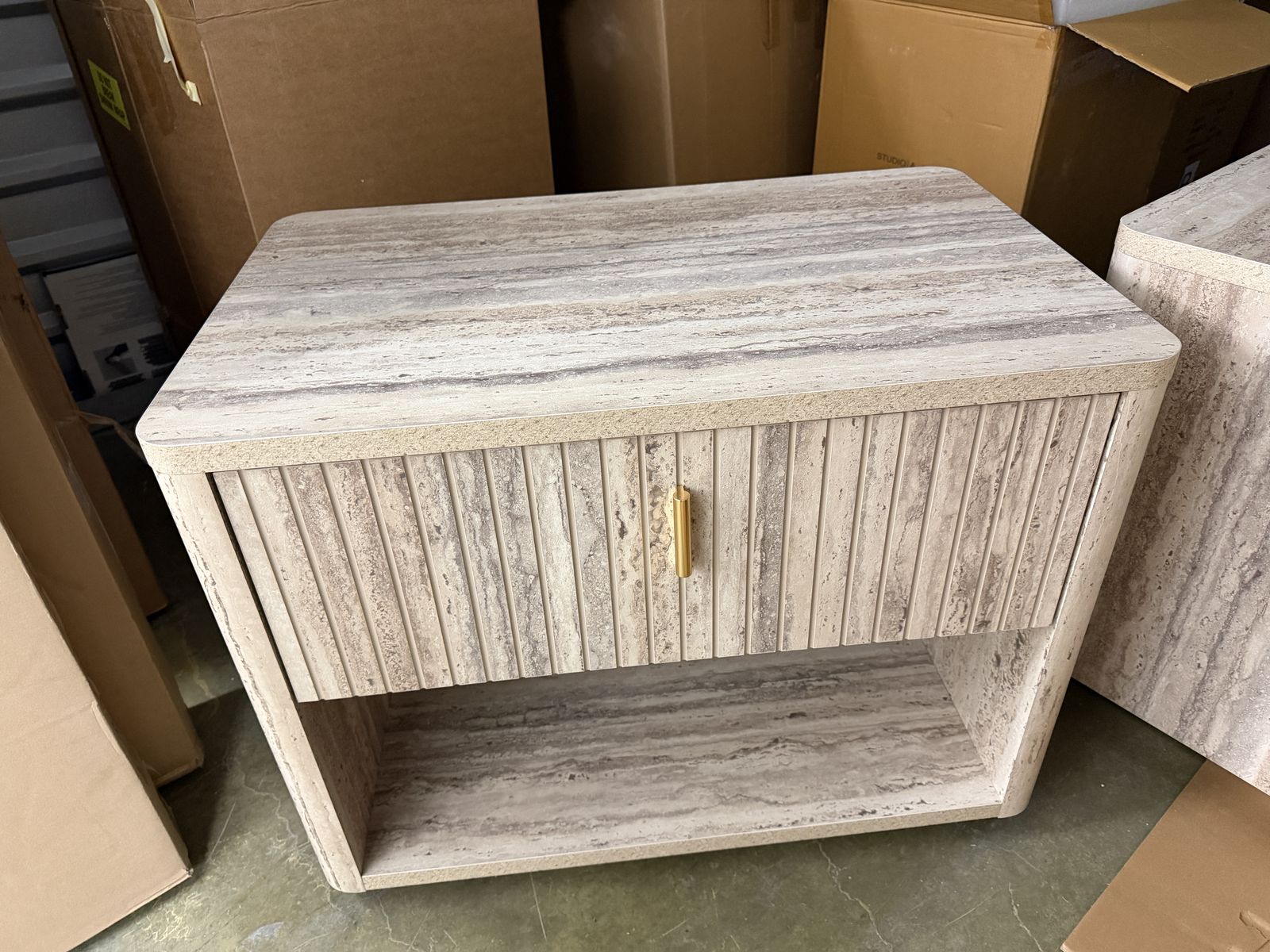 Vic Furniture Sidetables