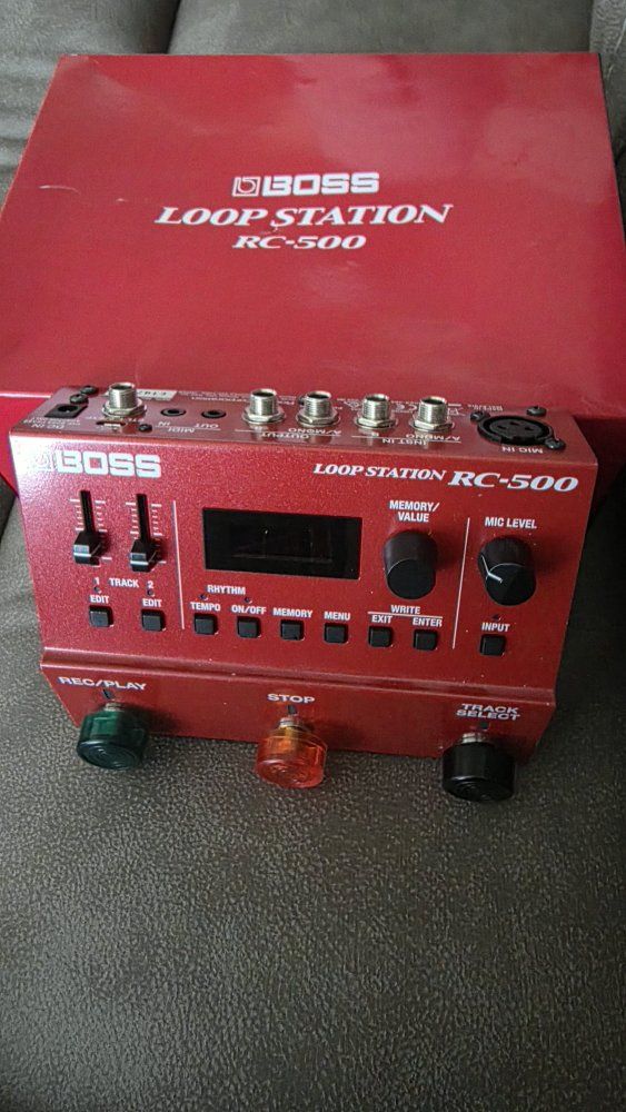 Boss RC-500 two track looper great Condition. Save $60