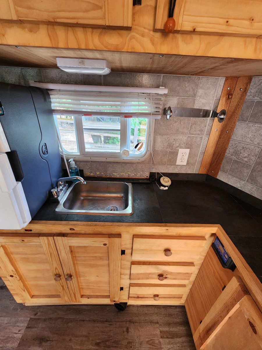 Main image 12