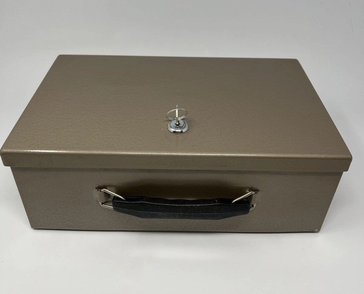 Lock Box & Key