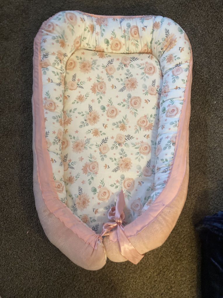 Portable Baby Lounger $20