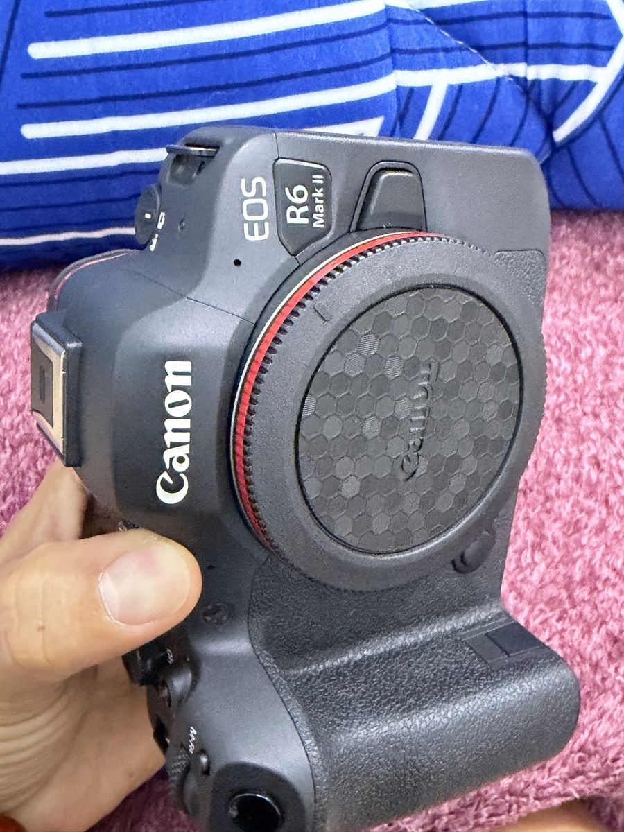Canon EOS R6 Mark II Mirrorless Digital Camera Body - Excellent Condition, ef 70-200 ii 2.8.