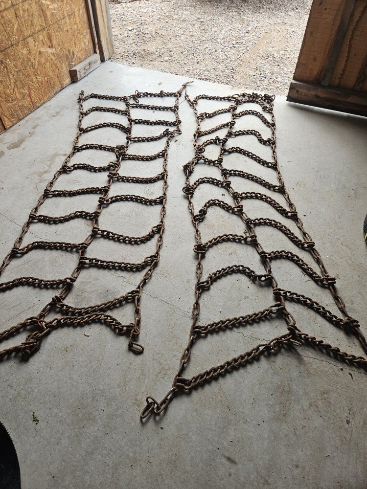 Heavy Duty Tire Chains Pair Used