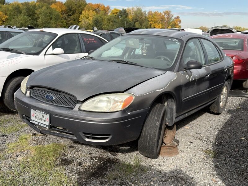 2005 Ford Taurus Parts