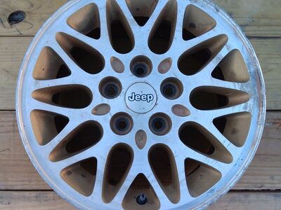 1993-1999 Jeep Grand Cherokee 15 inch Wheel OEM