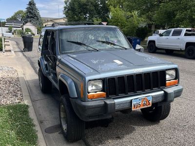 1999 Jeep Cherokee XJ 4x4 - Needs Engine, 4.5" Lift, Low Mile Tires, Removable Doors - Make Offer