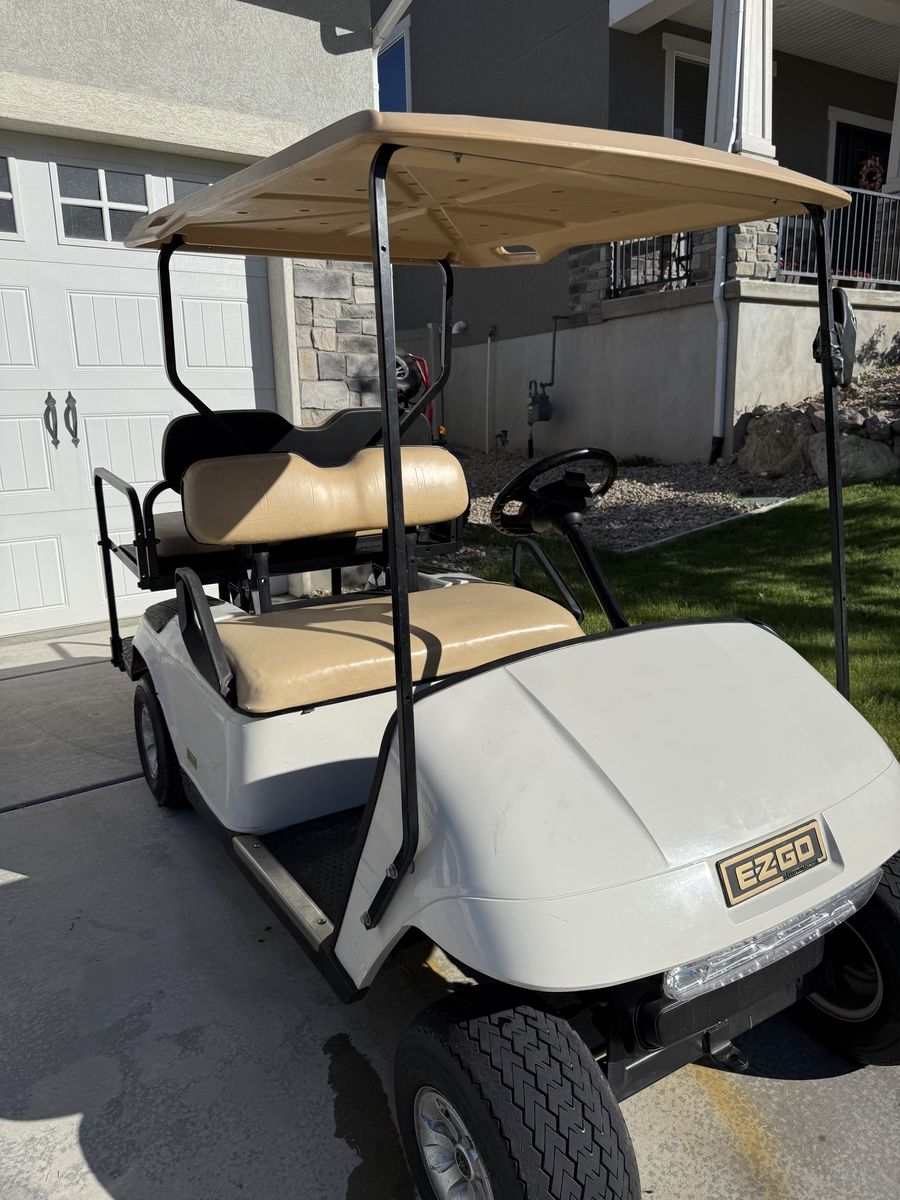 2006 EZGO Golf Cart with New Interstate Batteries