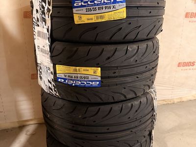 Accelera 651 Sport 235/35/19 set of 4