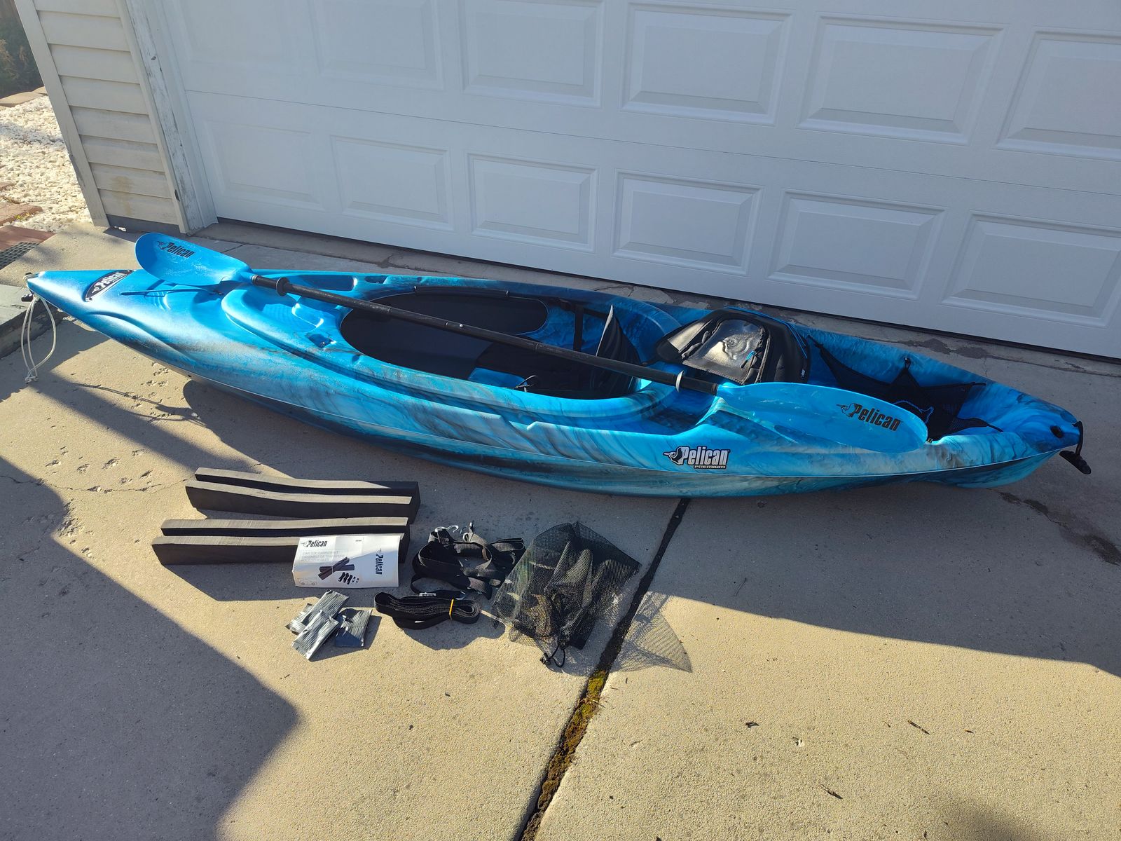 Blue Marble Pelican KA10 1-Person Solid Kayak (10 ft)