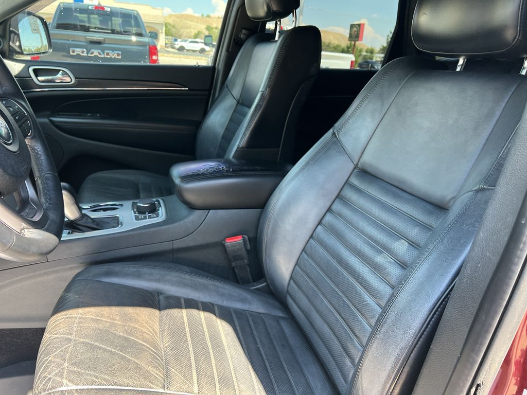 Main image 11