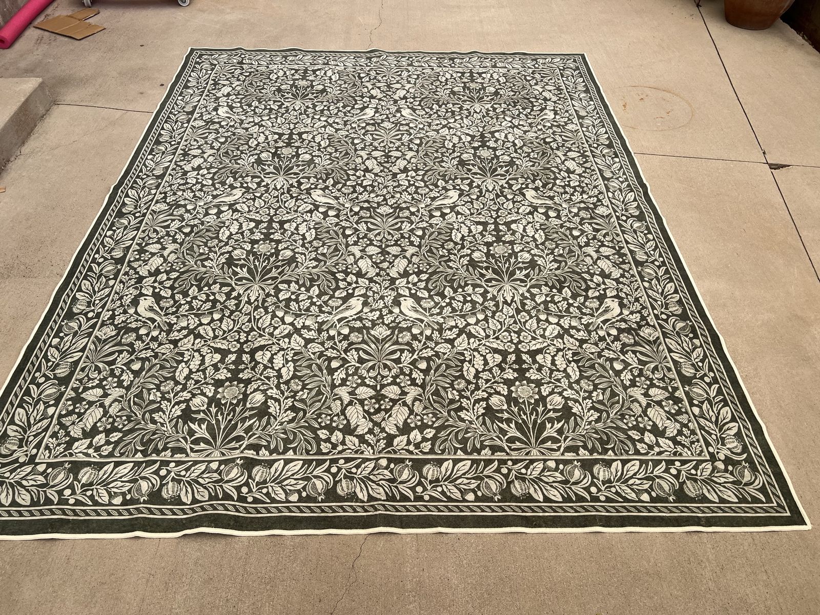 Main image 6