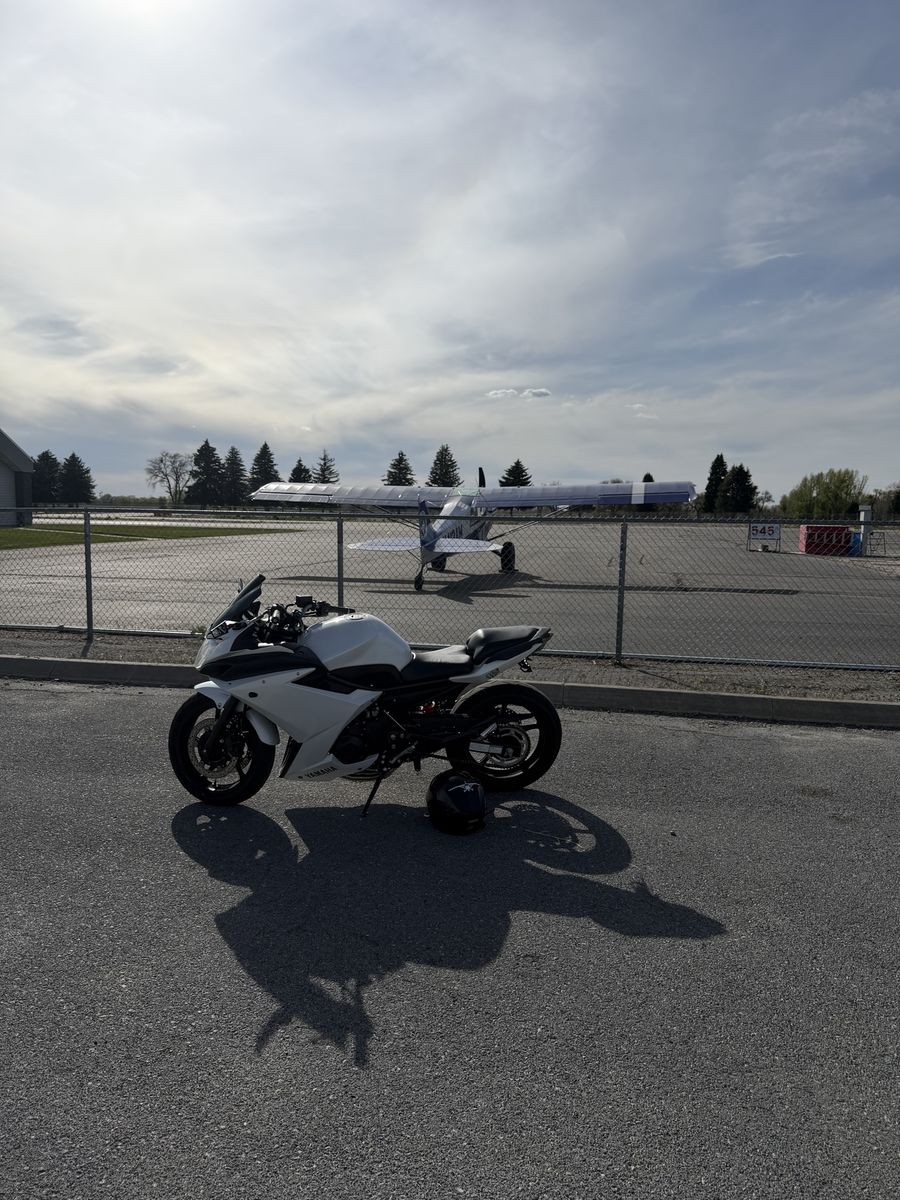 2009 FZ6R (600cc)
