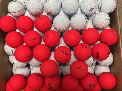 25 - TITLEIST TRUFEEL BALLS