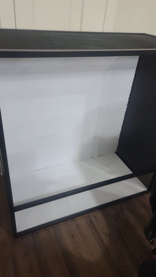 zen habitat 2ft D, 4 ft W, 4 ft T