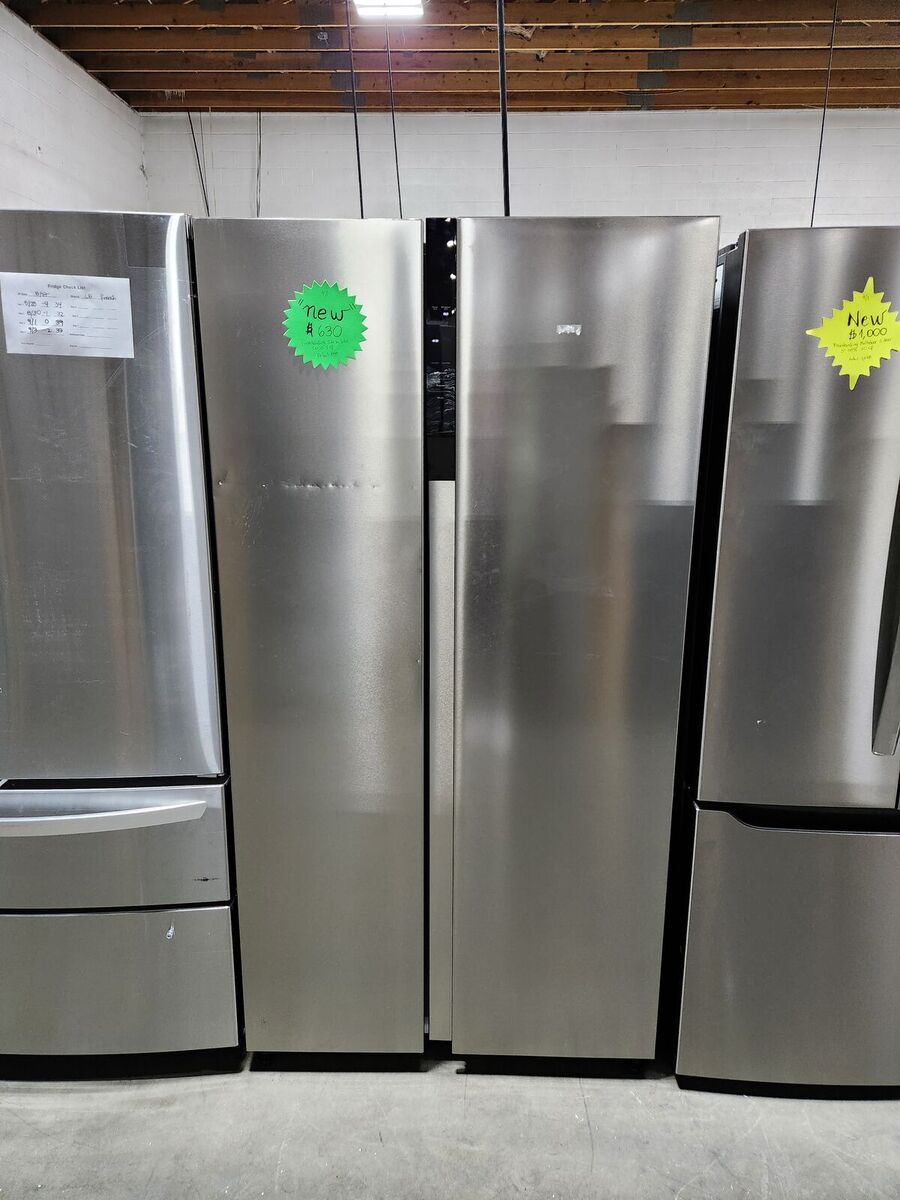 BRAND NEW! FRIGIDAIRE 21.4 CF STAINLESS STEEL COUNTER DEPTH FRIDGE!