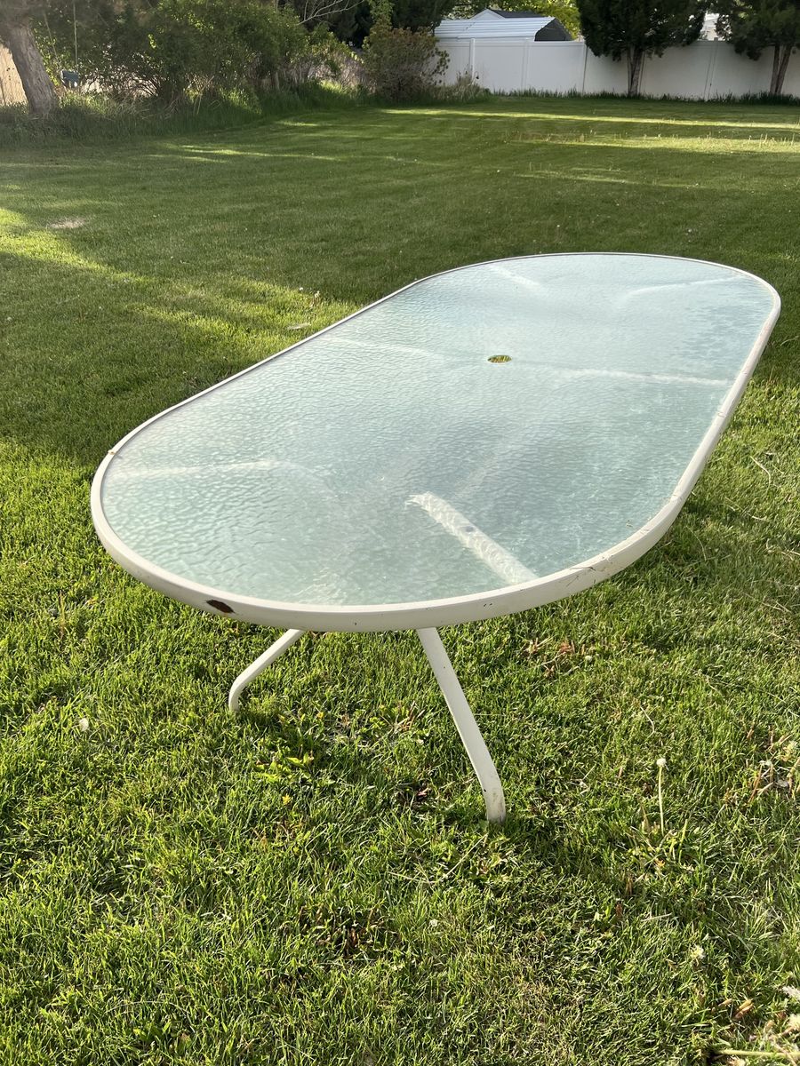 7ft patio glass table