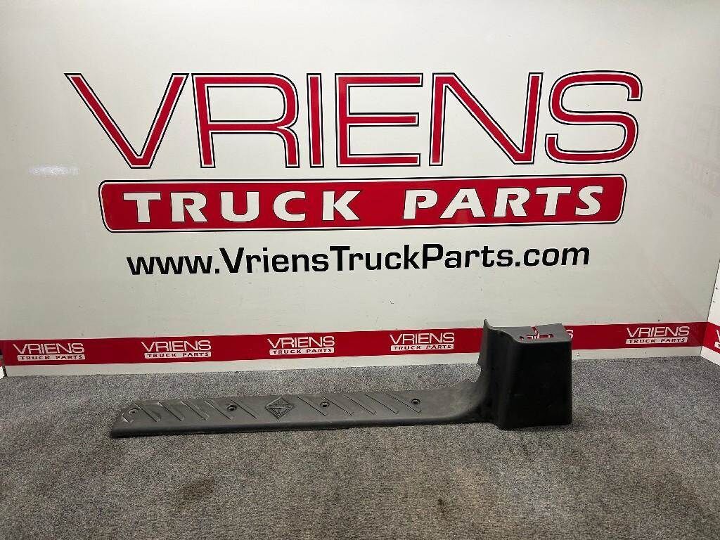 International Right Interior Part