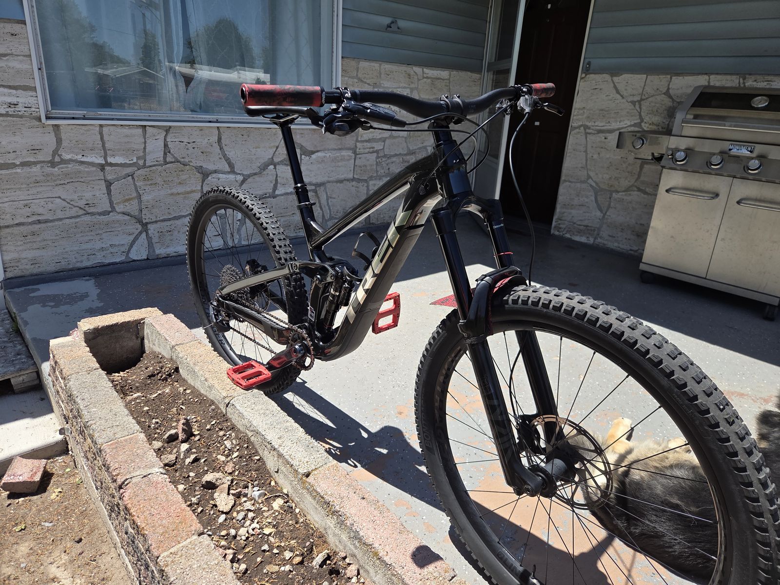 trek slash 8