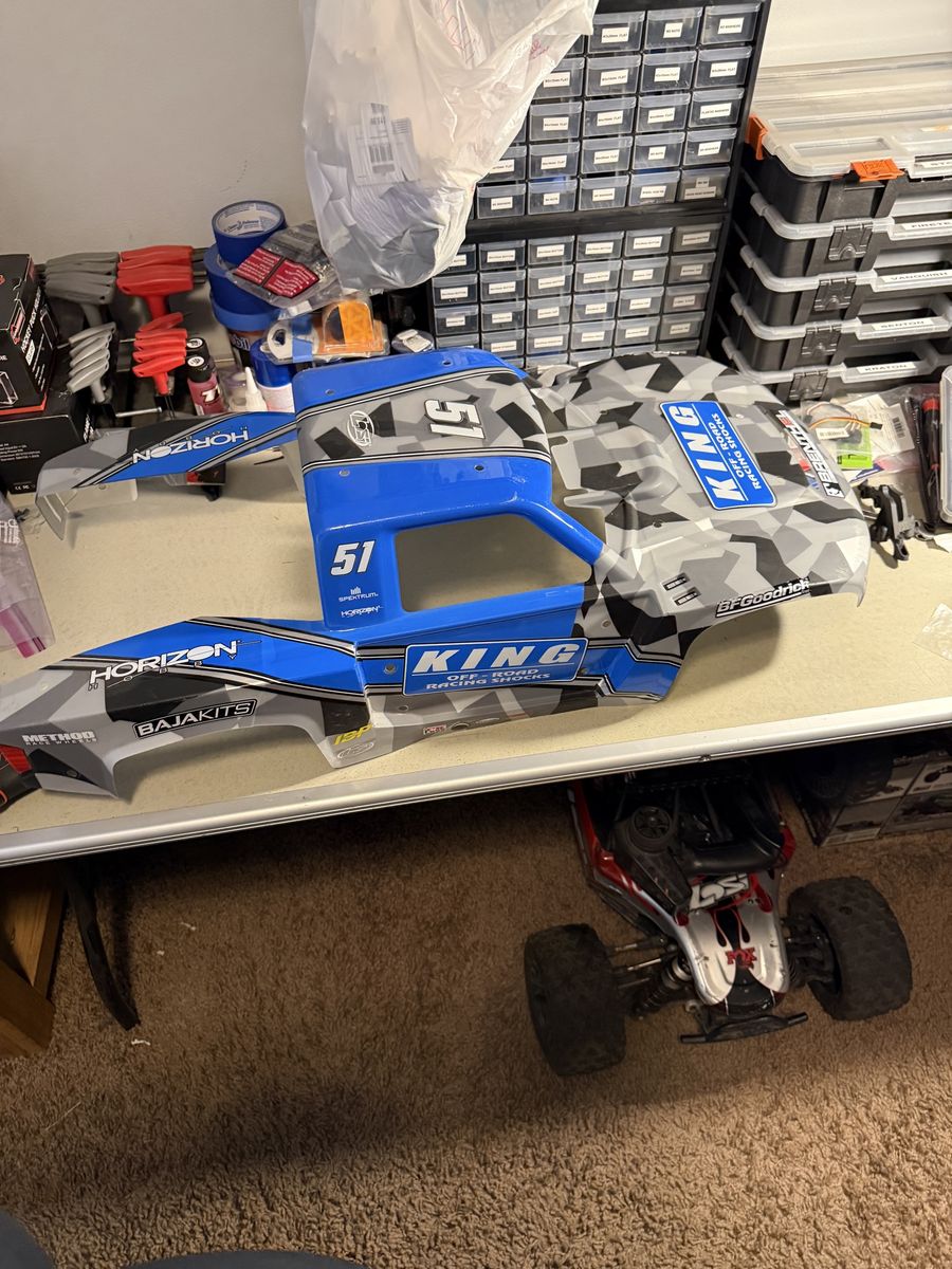 Main image 5