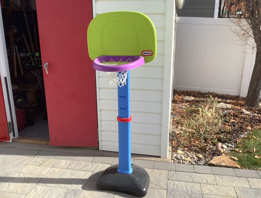 Little Tykes Basketball hoop