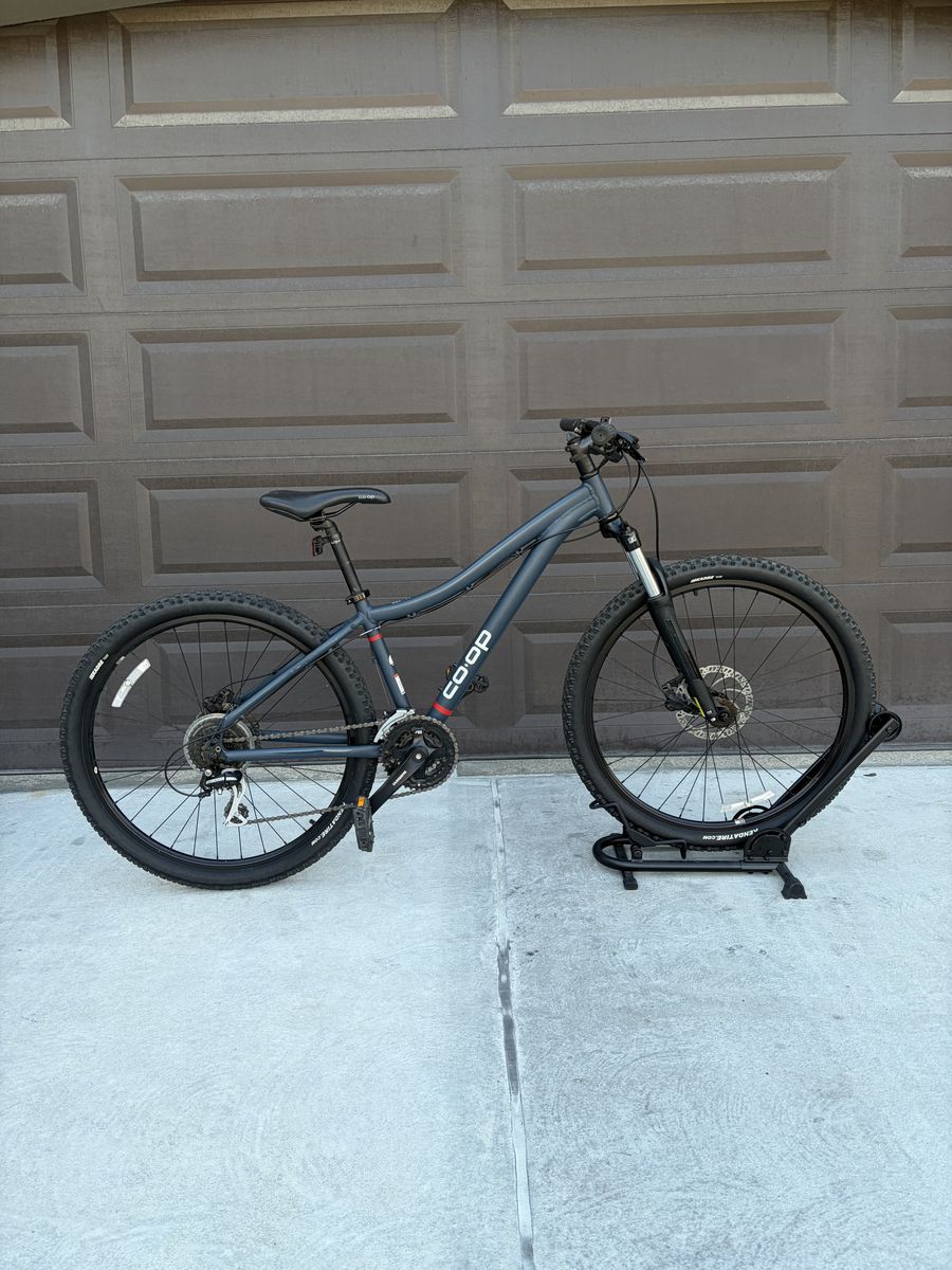 Co-op Cycles DRT 1.1 Mountain Bike - Small Frame, Gray, Disc Brakes