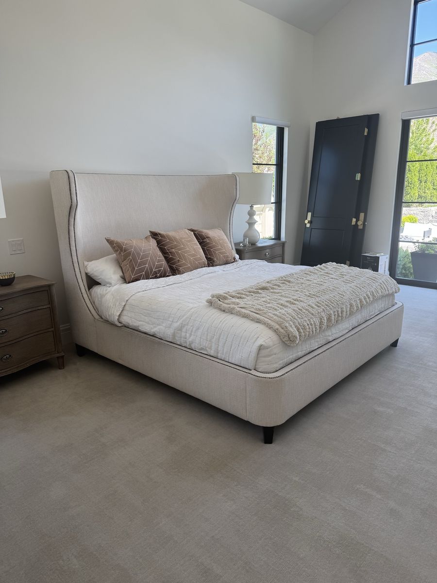 Bernhardt king size fabric bed