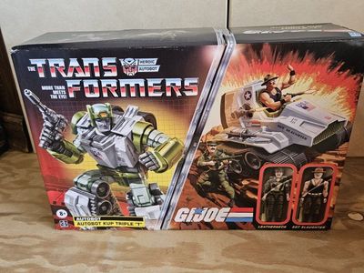 Transformers x G.I. Joe Collaborative Autobot Kup Triple T Action Figure Set Boxed