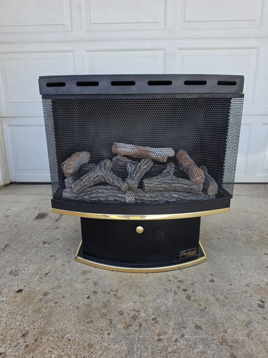 Perfecta (Winrich) 4 Seasons ventless gas fireplace