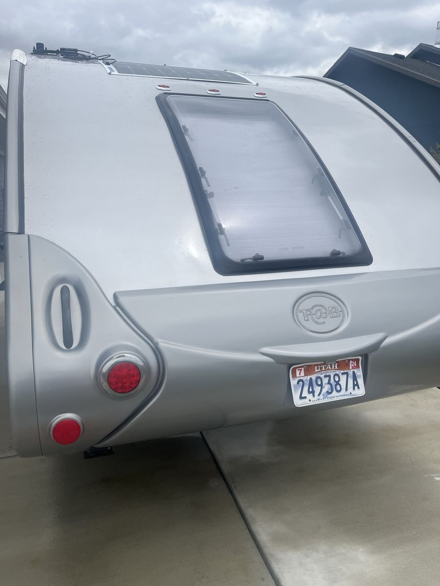 Main image 3