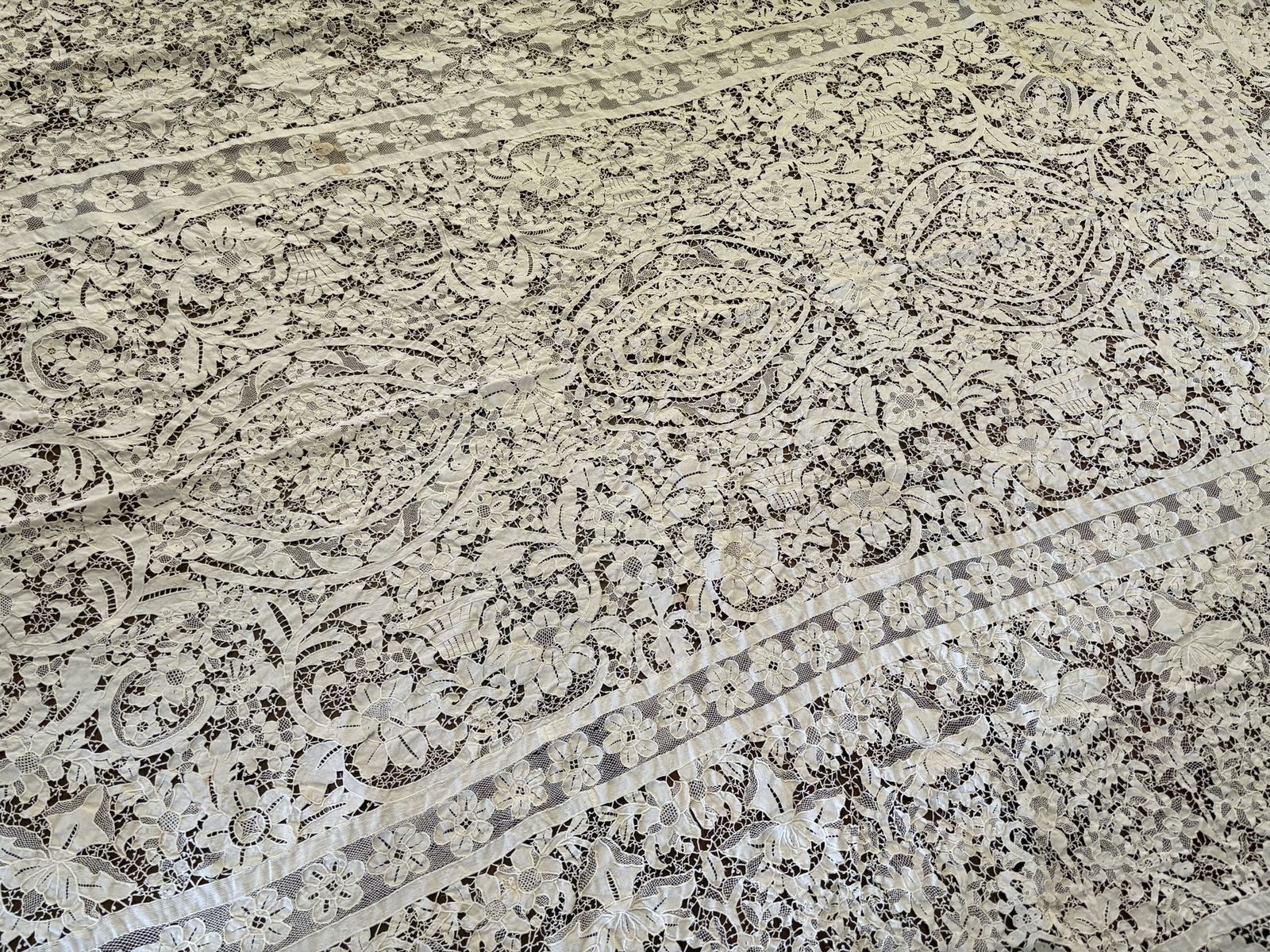 Main image 2
