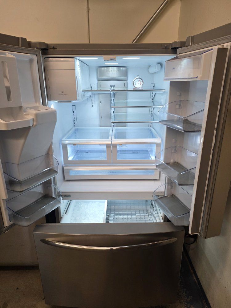 Frigidaire refrigerator