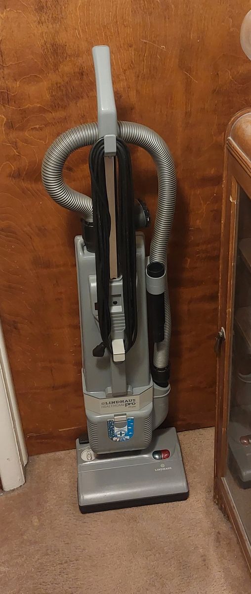 Lindhaus Healthcare Pro Hepa Vacuum