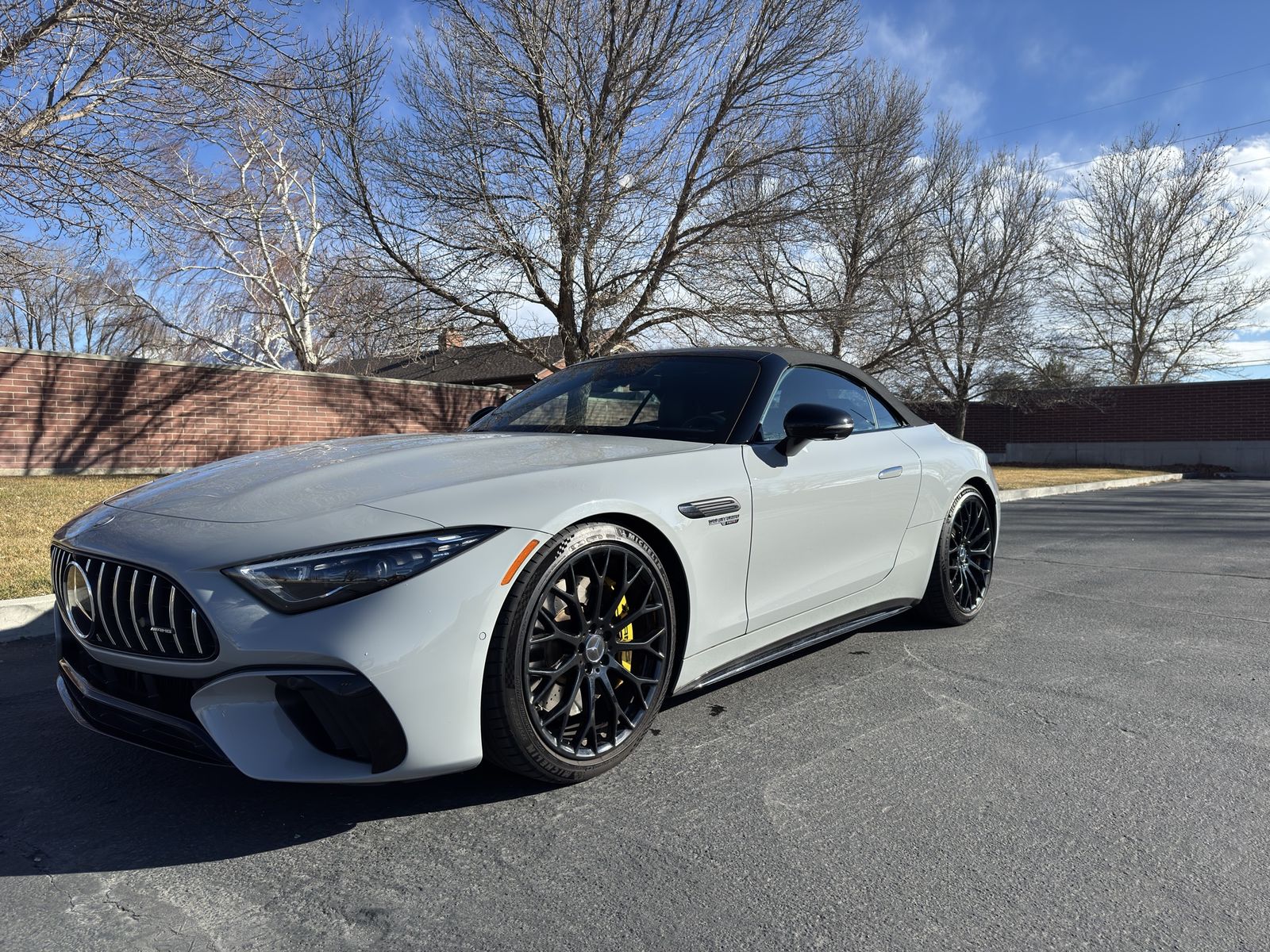 Mercedes-Benz 2023 SL 55 AMG