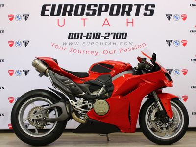 2026 Ducati PANIGALE V4