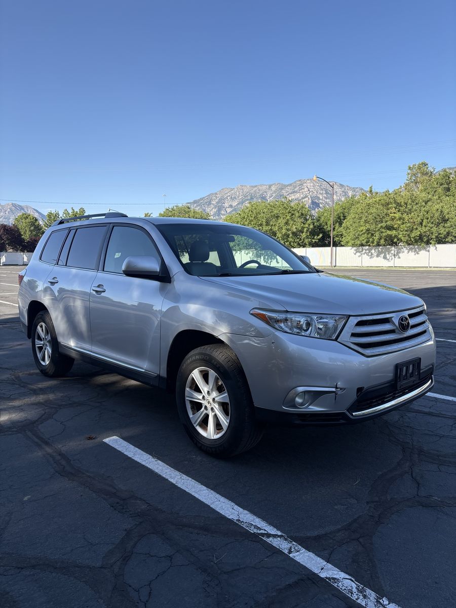 2012 Toyota Highlander 