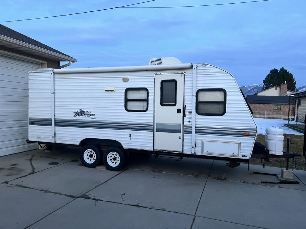 1998 Wilderness Lite Trailer OBO