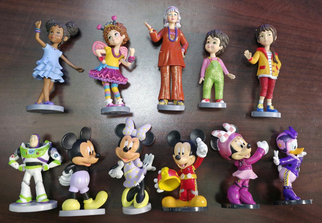 Disney/Fancy Nancy Figurines Cake Toppers