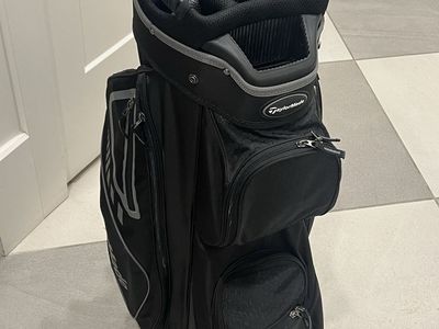 2022 TaylorMade P790 Golf Club Set (4-PW) with KBS Shafts and Cart Bag - Right Hand