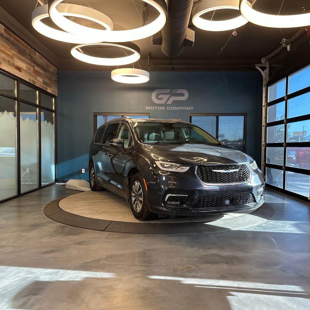2021 Chrysler Pacifica Hybrid Touring L