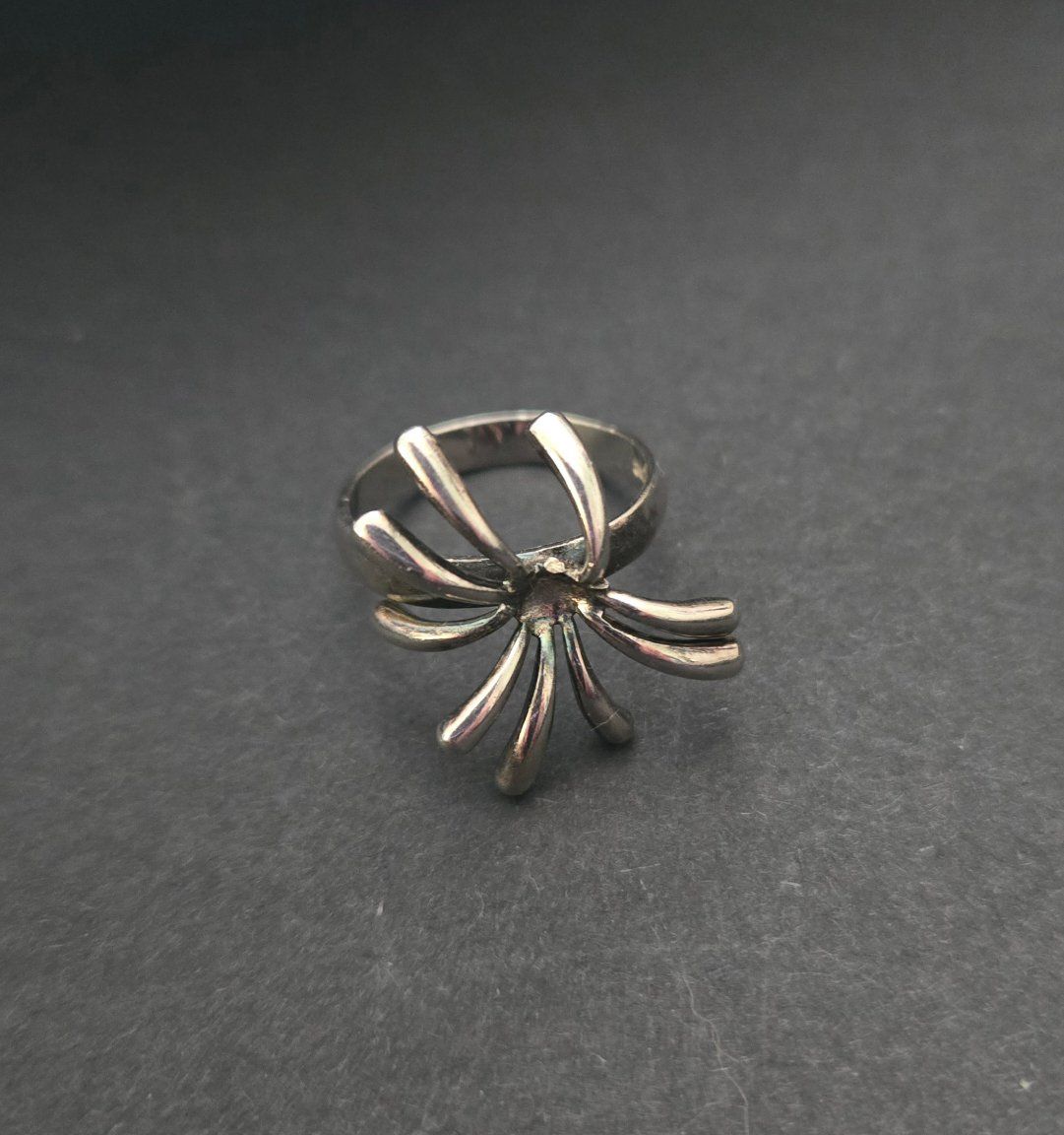 Vintage 925 Sterling Silver Abstract Spider Palm Tree Motif Statement Ring