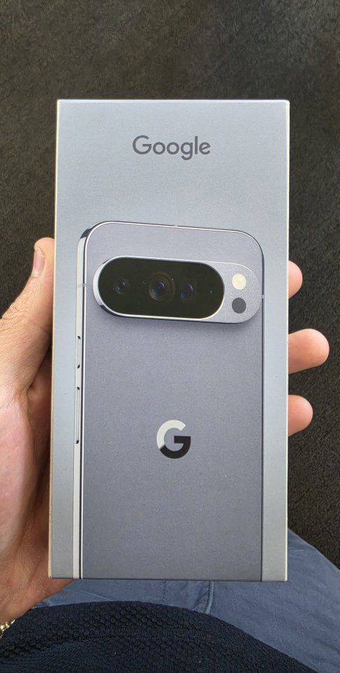 Google Pixel 10 Pro XL - 256GB - Moonstone - Brand New Sealed Box