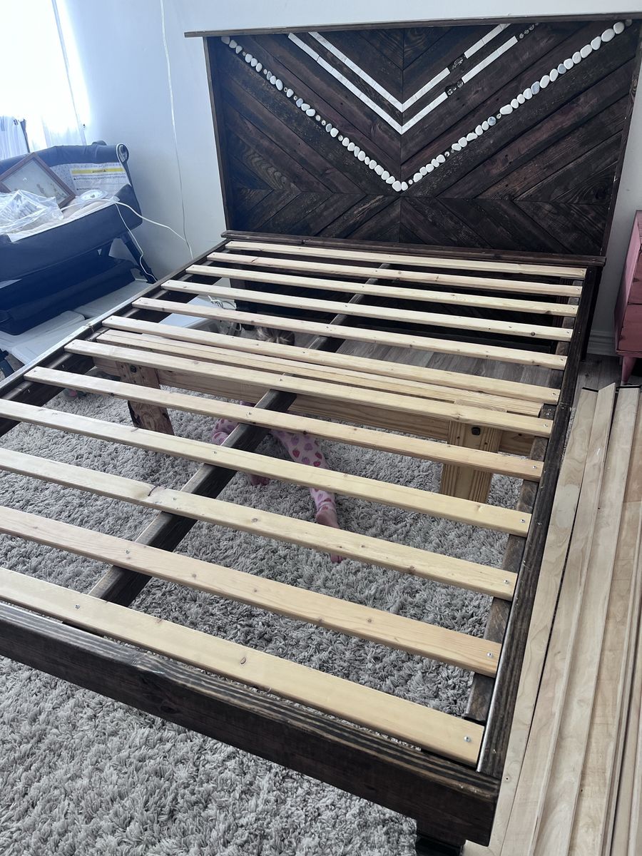 Custom Built Queen Size Chevron Wood Bed Frame with pebbles/tiles on Headboard