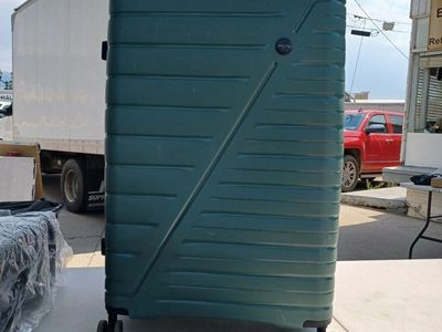 Solite Expeditioner 2.0 Hardside three-piece set Expandable Spinner Suitcase - Green