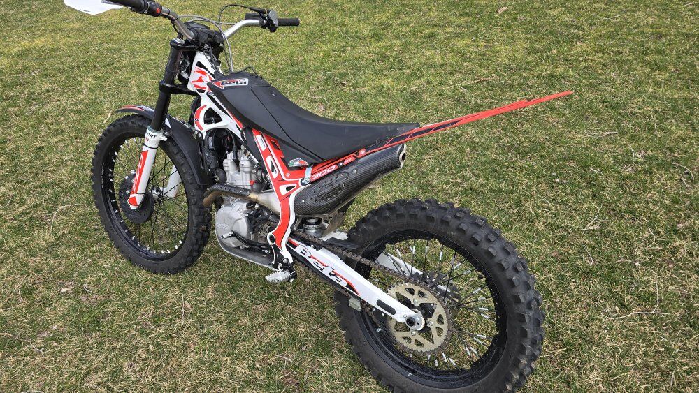 2021 Beta EVO 300 4T Long Range Pack