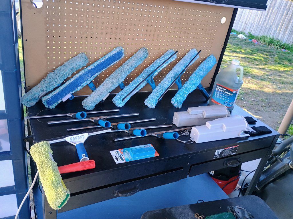 Window cleaning supplies.