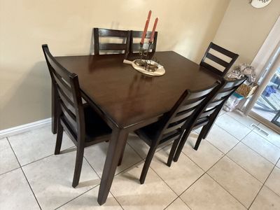 Kitchen Dining Table