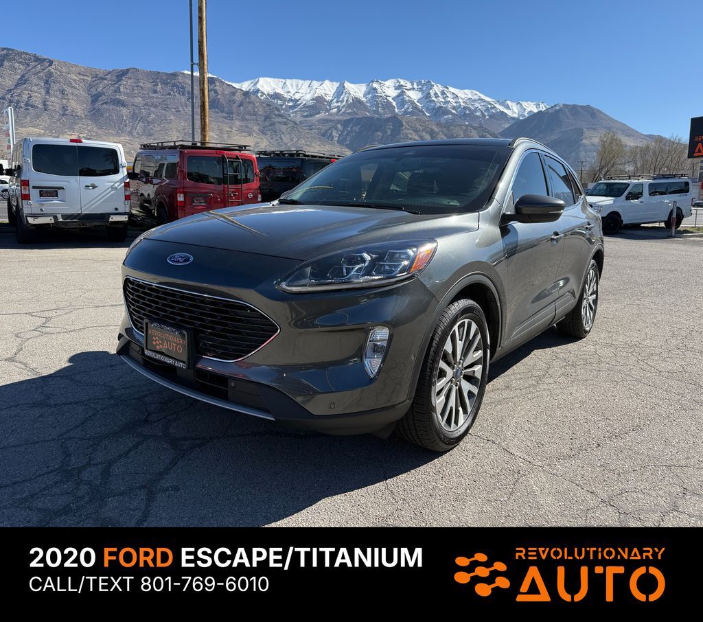 2020 Ford Escape Titanium