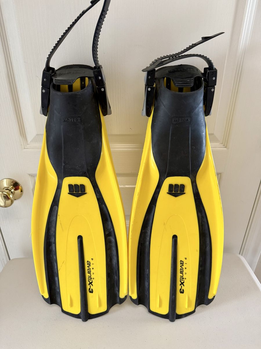 Size Small Mares Avanti X-3 Diving Snorkel Fins