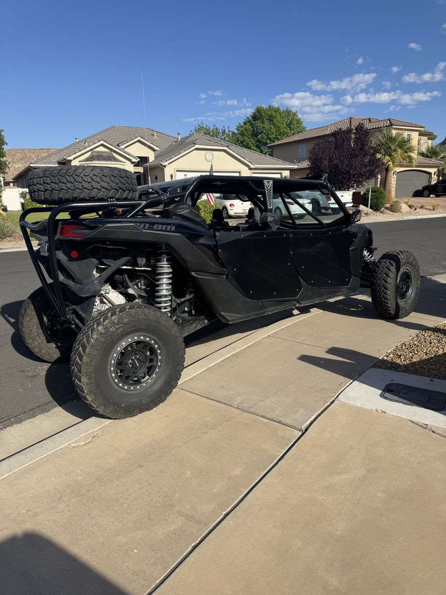 2021 Can Am Maverick X3 Turbo max 4 seater